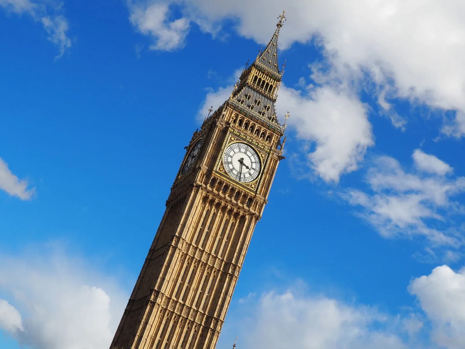 Working holiday in the UK